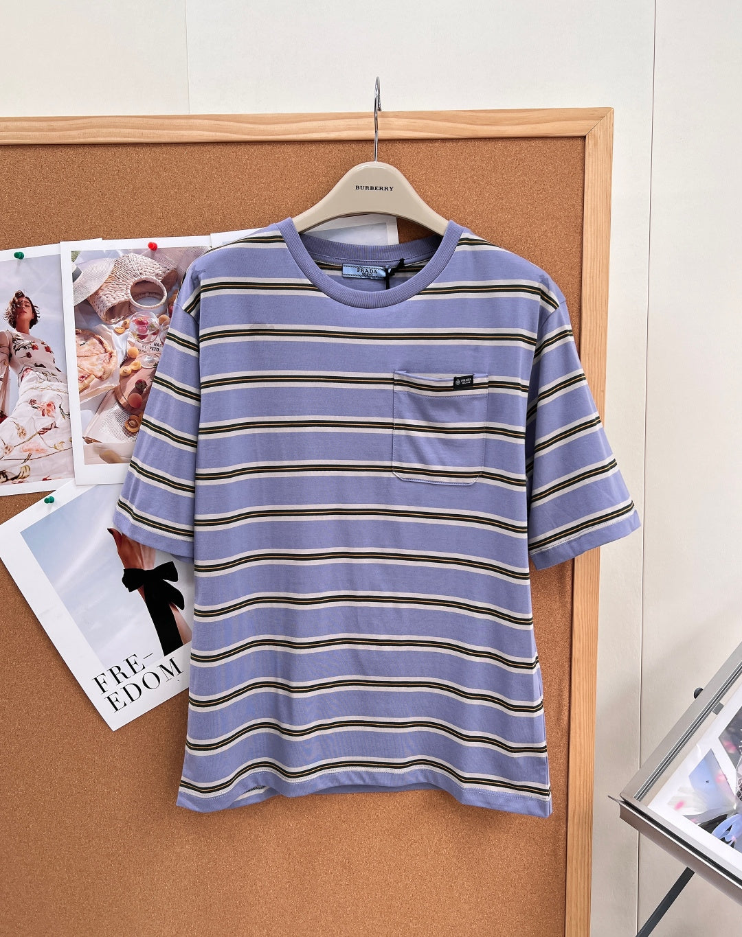PRADA 26S T-SHIRT STYLE 951