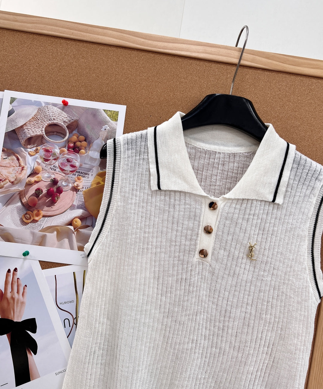 YSL 26S SLEEVELESS KNIT POLO TOP 487
