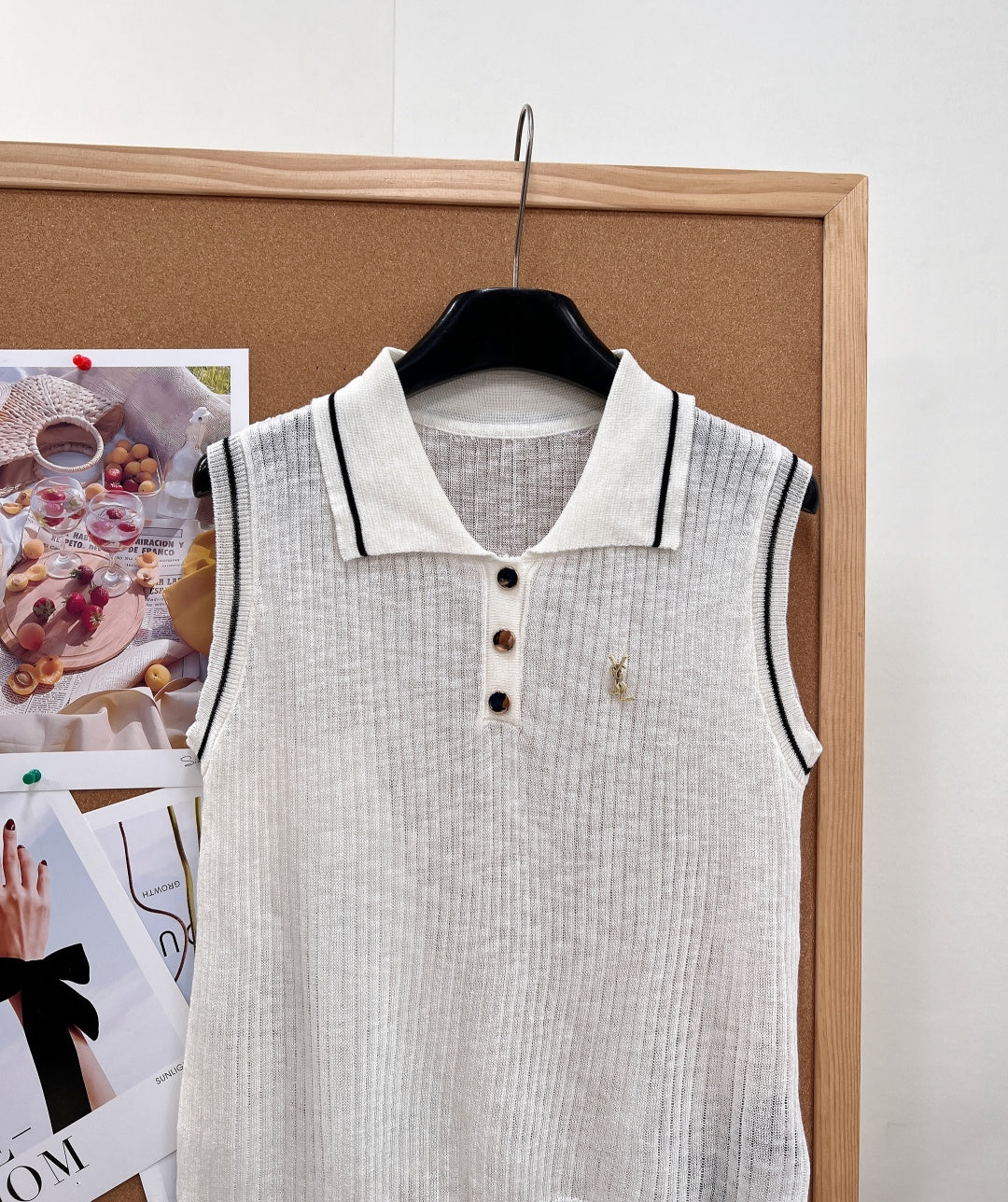 YSL 26S SLEEVELESS KNIT POLO TOP 487