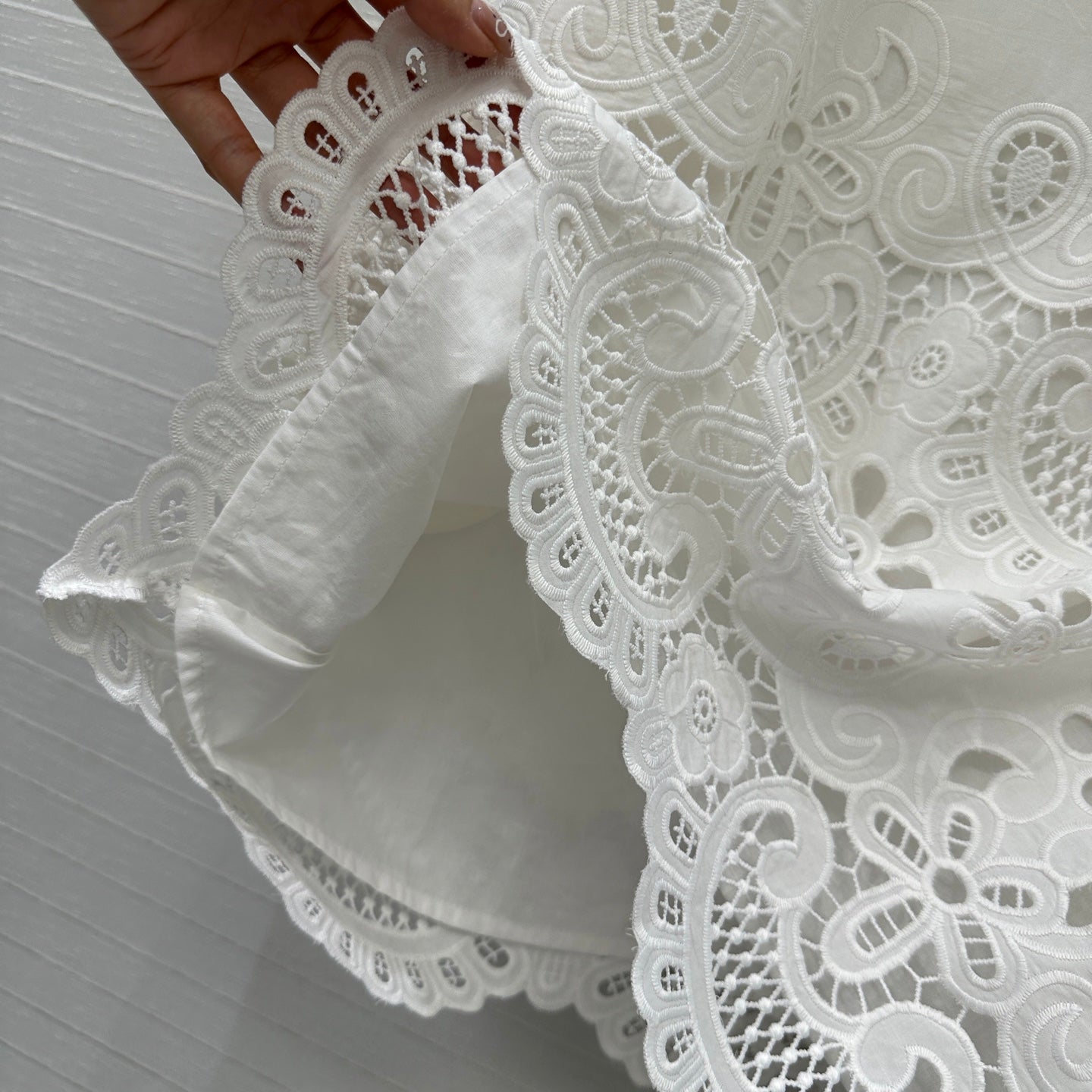 VALENTINO WHITE SLEEVELESS MINI DRESS 276151