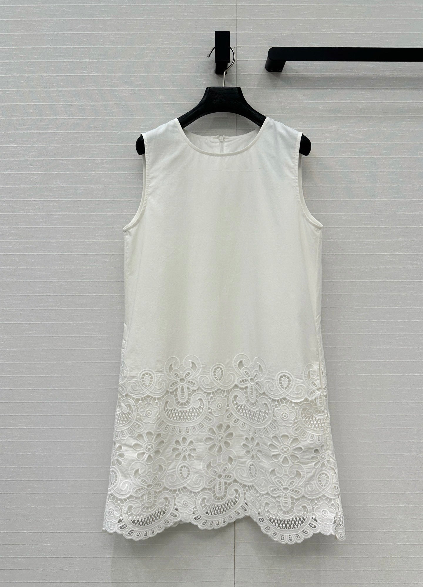 VALENTINO WHITE SLEEVELESS MINI DRESS 276151