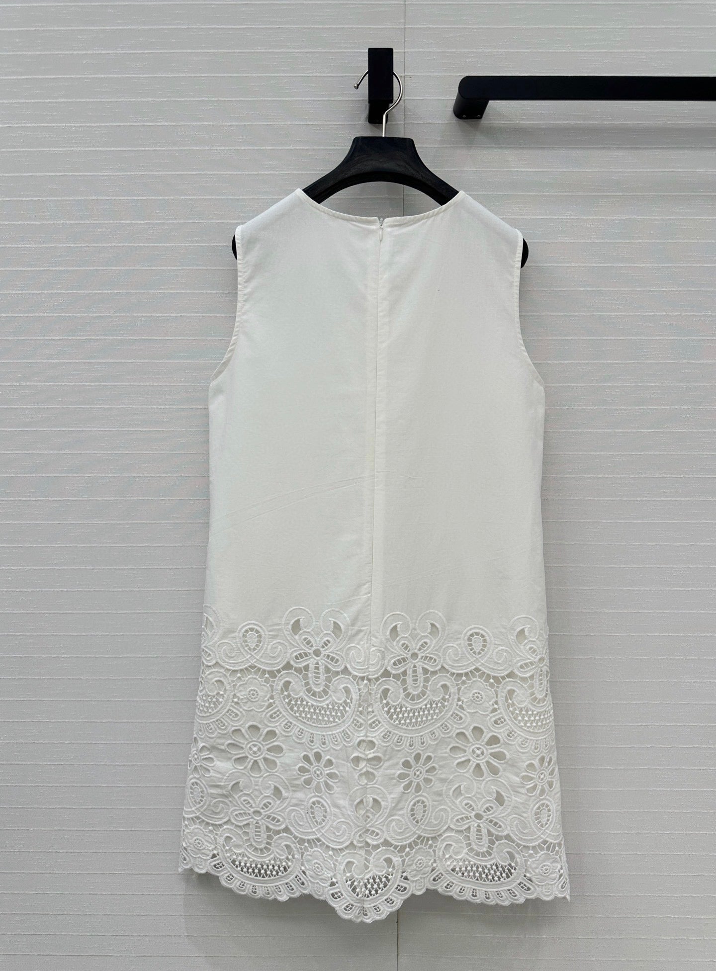 VALENTINO WHITE SLEEVELESS MINI DRESS 276151