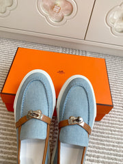 HM 25S SLIP-ON IN SKY BLUE CANVAS AND BROWN LAMBSKIN WITH SILVER HARDWARE