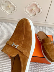 HM 25S MULES IN BROWN SUEDE WITH SILVER HARDWARE