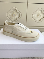 DIOR 26S LOW TOP SNEAKERS IN BEIGE CANVAS