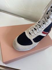 LACE-UP KNEE BOOTS IN BEIGE SUEDE AND NAVY MESH