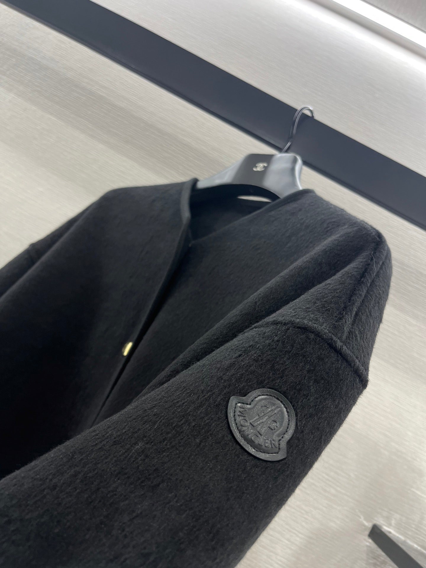 MONCLER 25S JACKET IN BLACK 307609