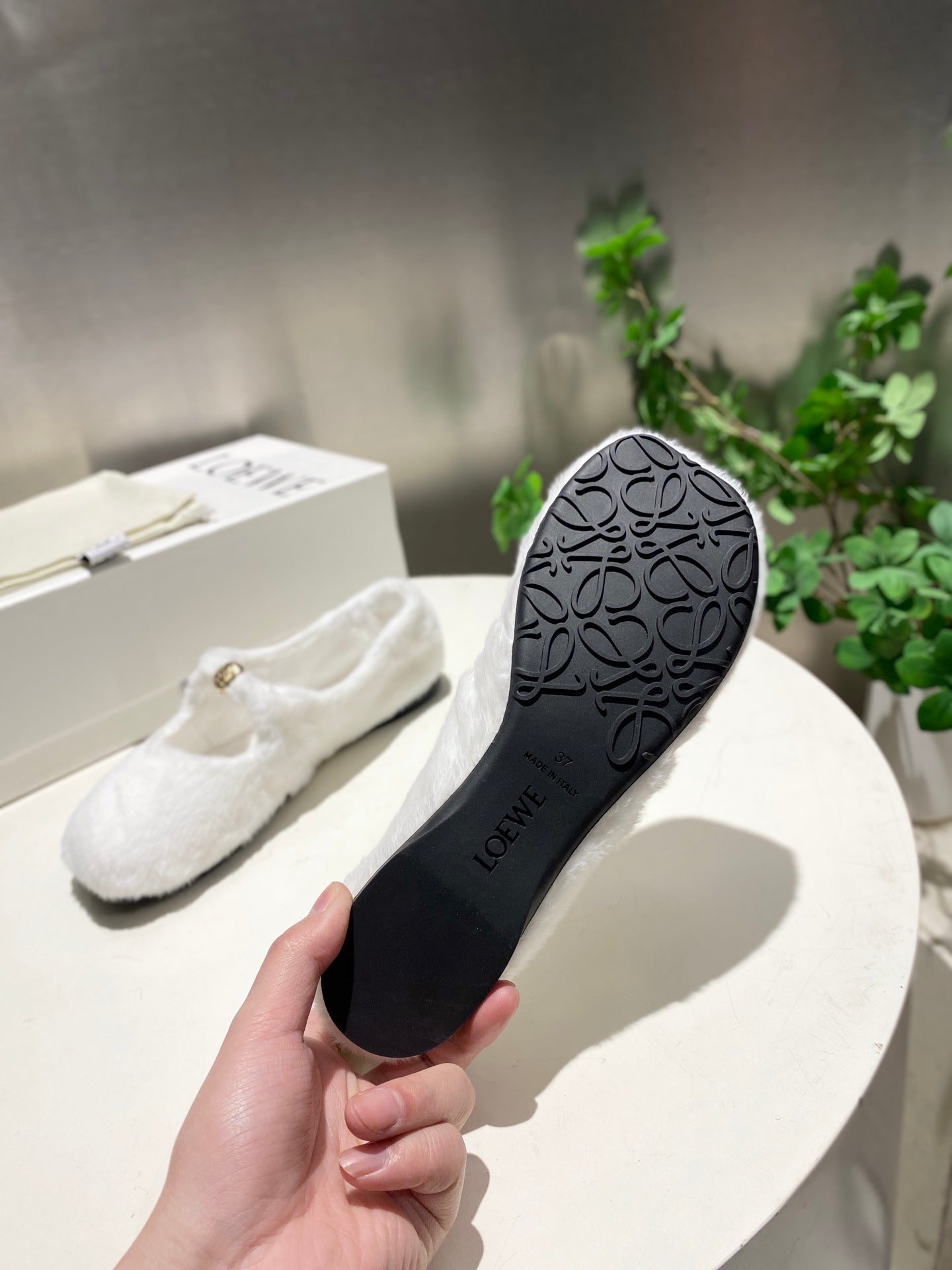 LOEWE 26S BALLET FLATS IN WHITE SHEARLING