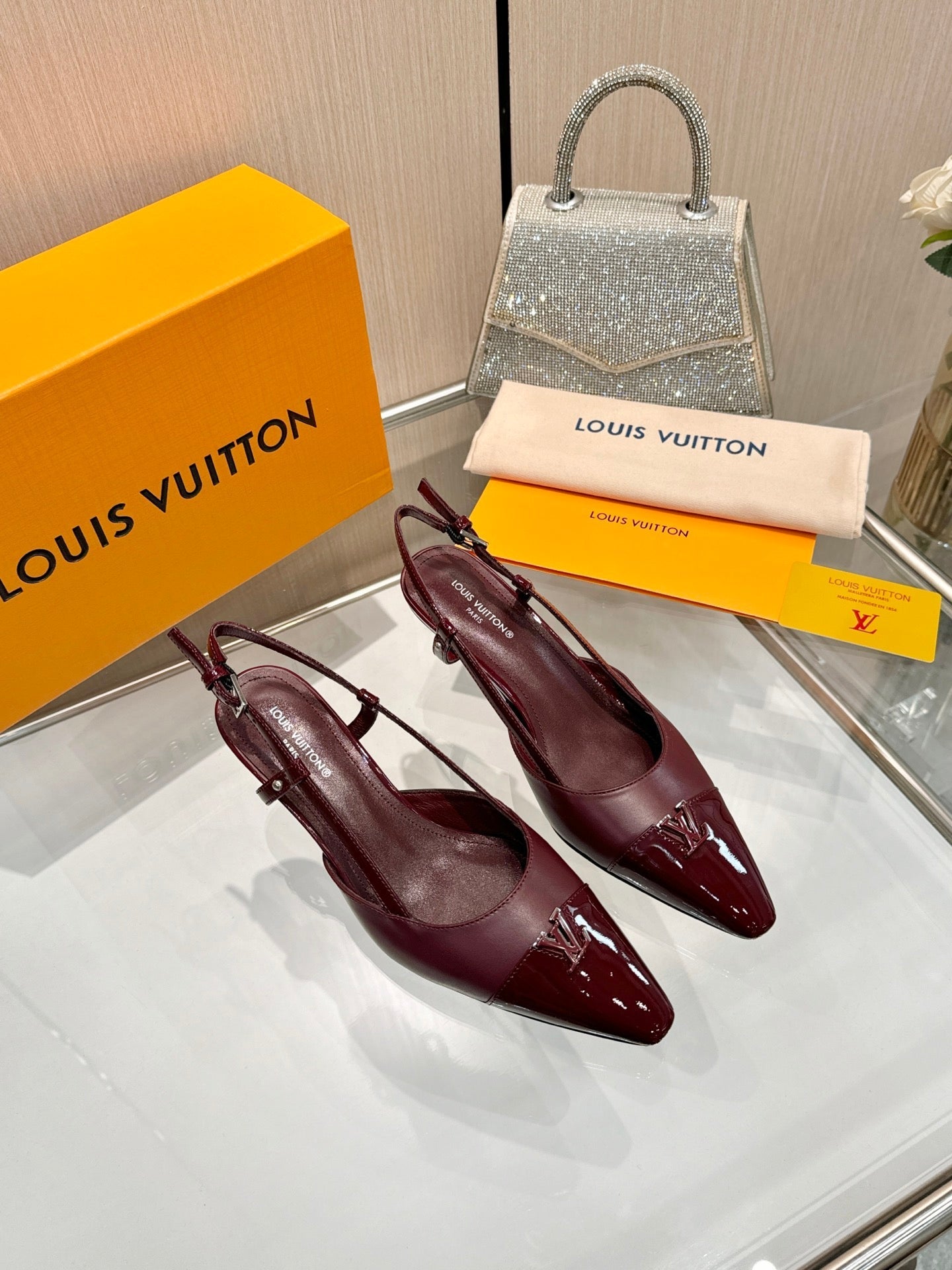 LV 26S SLINGBACK PUMPS 55 MM IN DARK RED CALFSKIN
