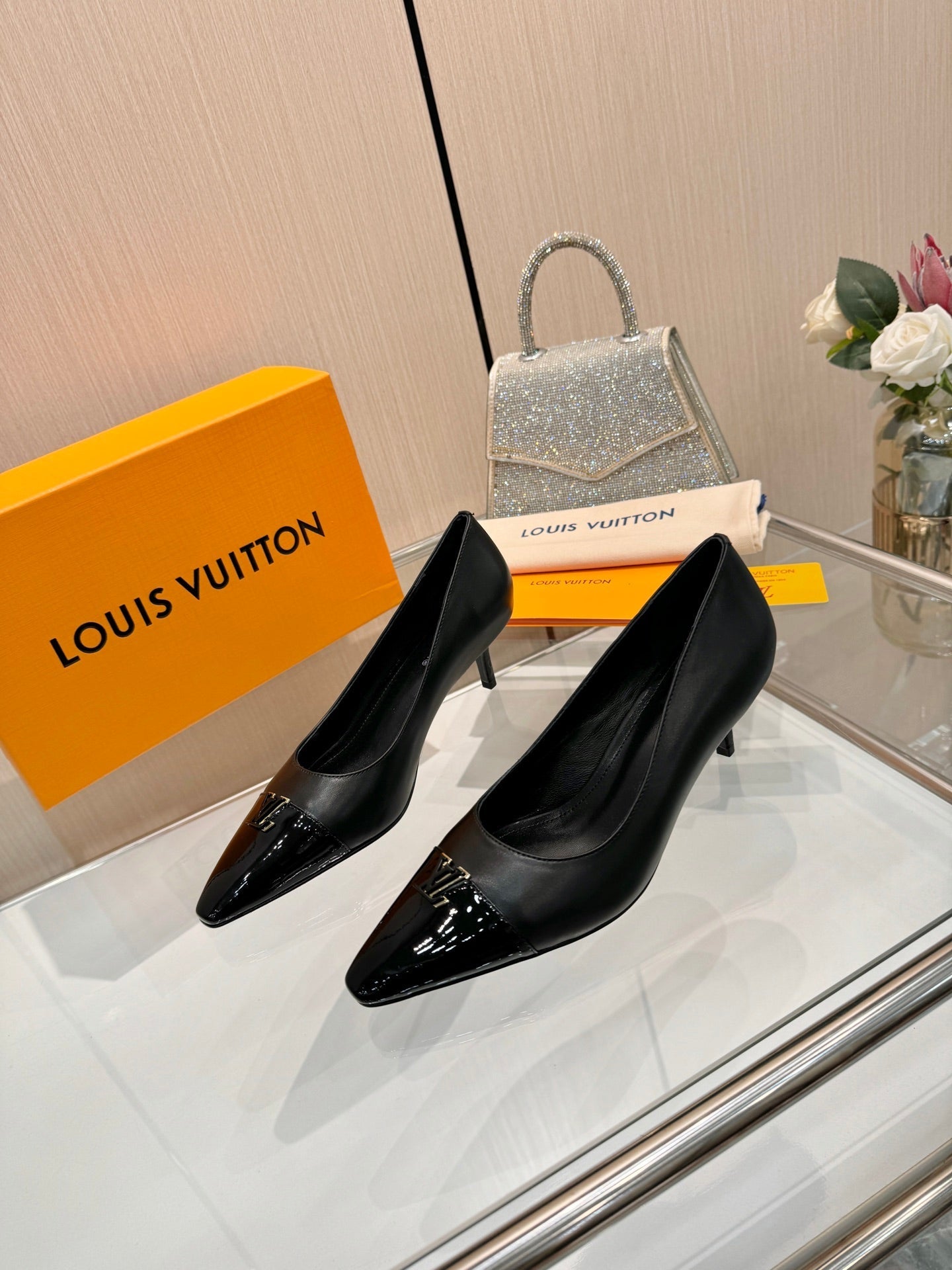 LV 26S POINTED-TOE HIGH HEELS 55 MM IN BLACK CALFSKIN