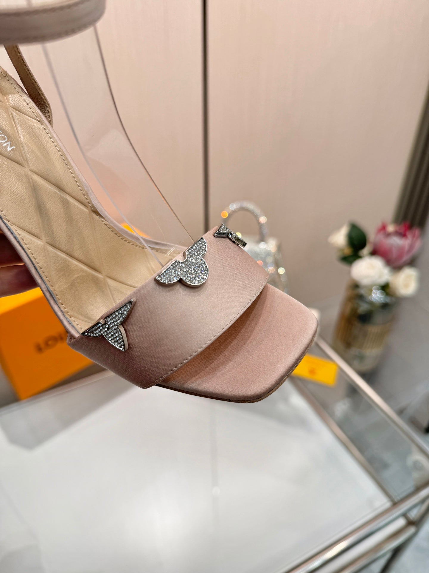 LV 26S HIGH-HEELED SANDALS 90 MM IN NUDE PINK SATIN