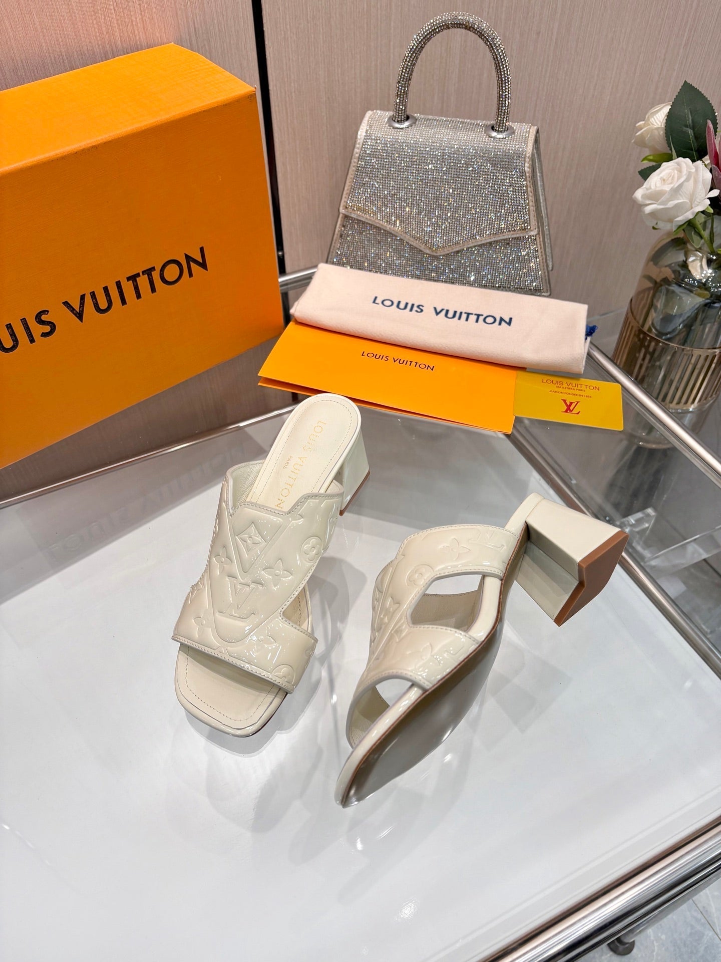 LV 26S HIGH-HEELED SANDALS 55 MM IN CREAM WHITE SHINY CALFSKIN