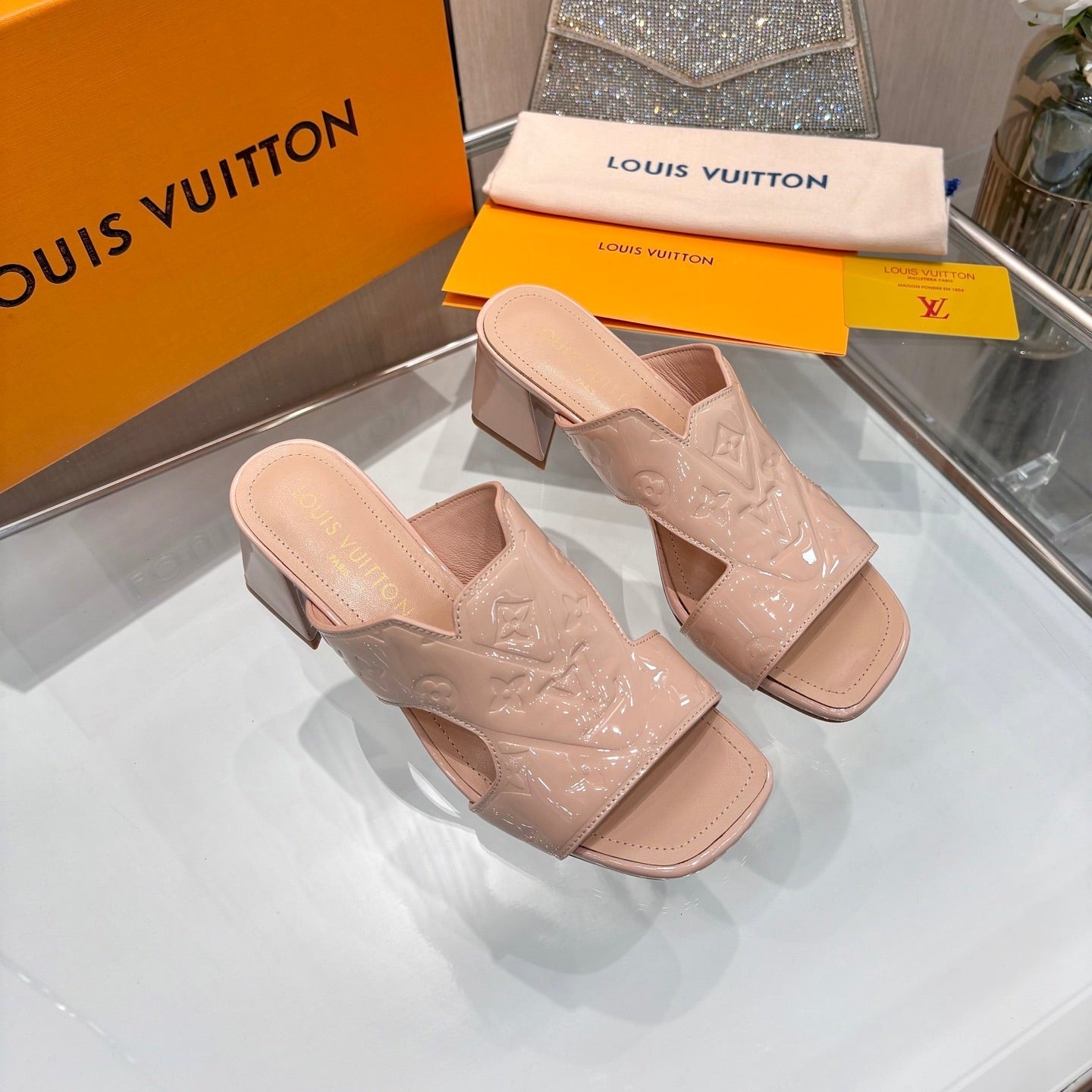 LV 26S HIGH-HEELED SANDALS 55 MM IN SOFT BEIGE PINK SHINY CALFSKIN