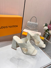 LV 26S HIGH-HEELED SANDALS 90 MM IN CREAM WHITE SHINY CALFSKIN