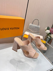 LV 26S HIGH-HEELED SANDALS 90 MM IN SOFT BEIGE PINK SHINY CALFSKIN
