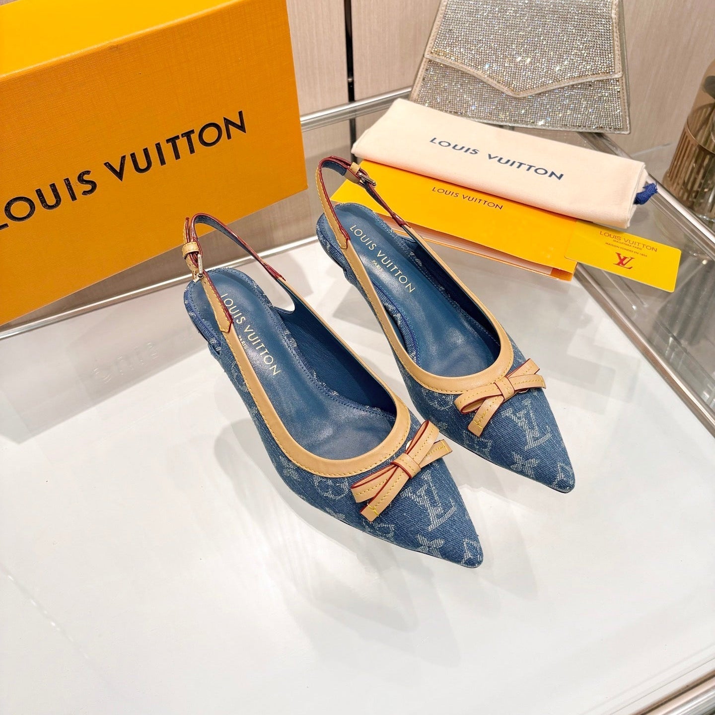 LV 26S BOW-DETAIL SLINGBACK PUMPS 55 MM IN BLUE DENIM