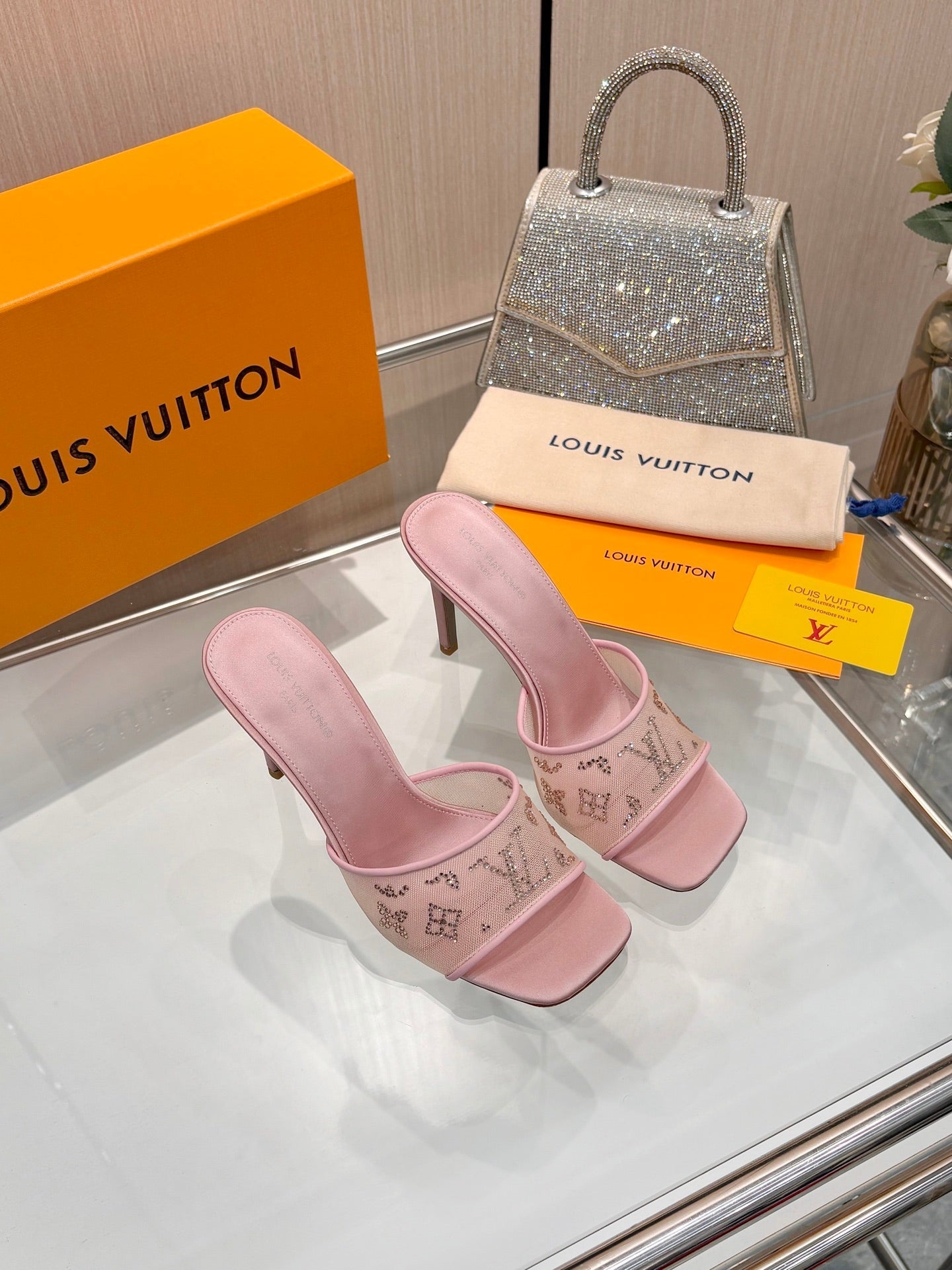 LV 26S MULE HEELS 90 MM IN LIGHT PINK FABRIC AND LAMBSKIN