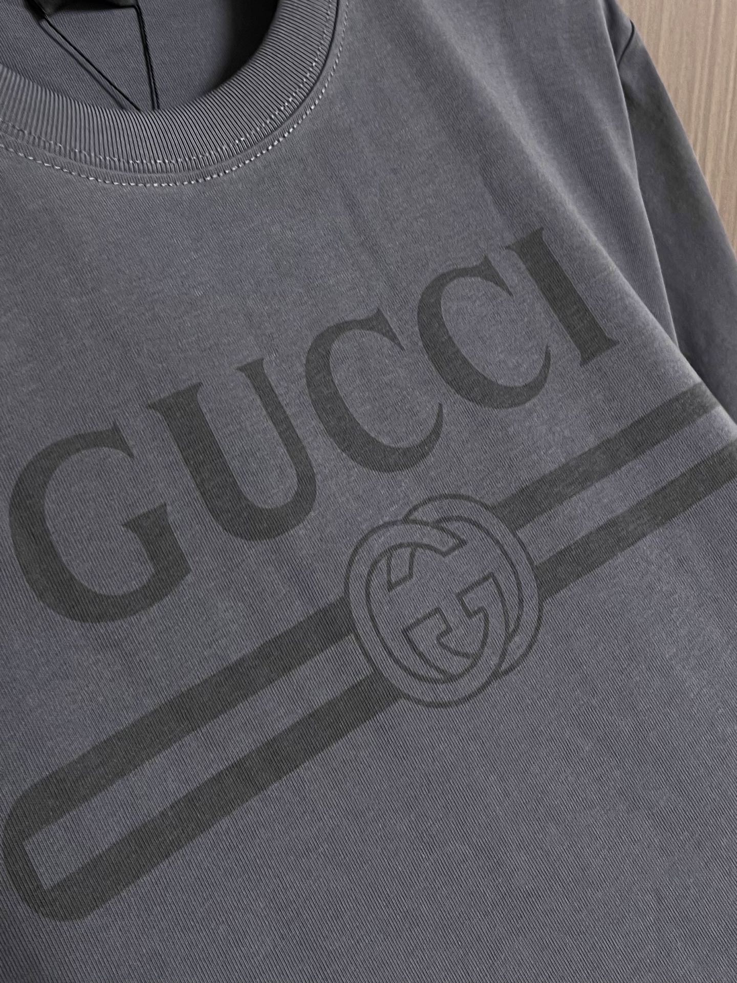 GUCCI 26S SHORT-SLEEVE CREWNECK T-SHIRT 457