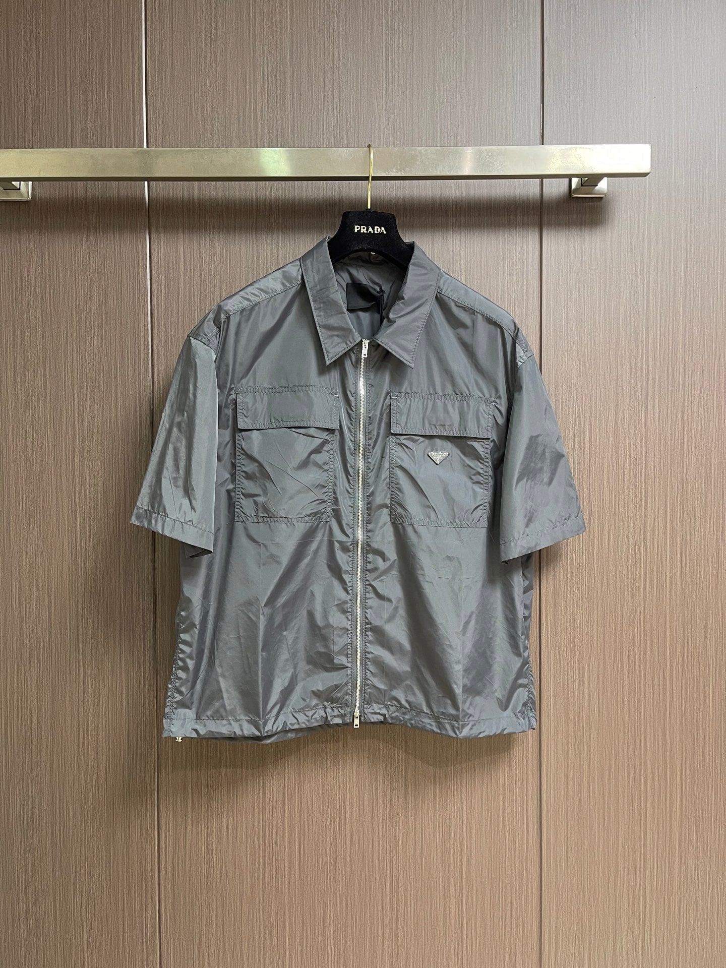 PRADA 26S SHORT-SLEEVE ZIP-UP SHIRT 1035