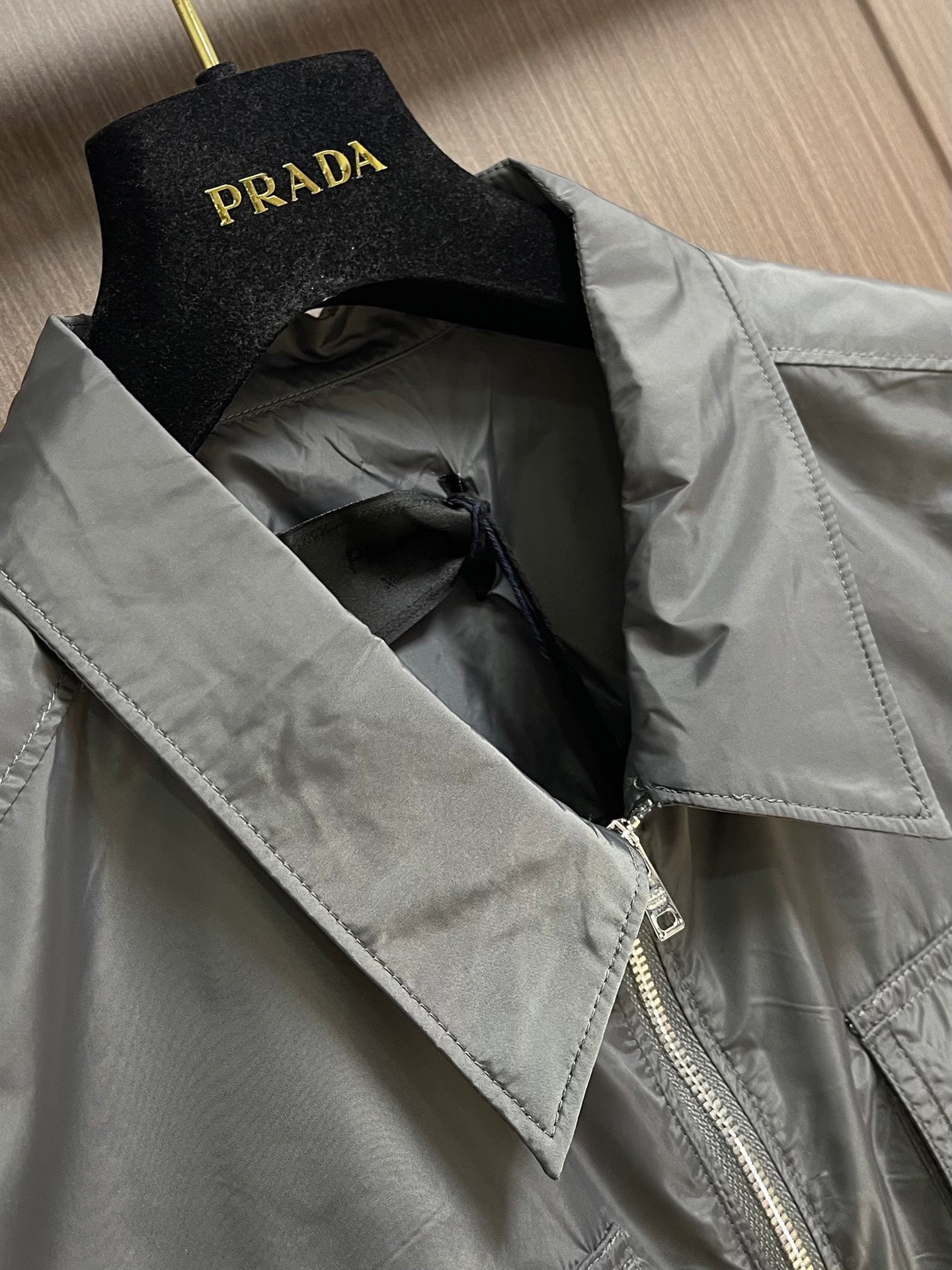 PRADA 26S SHORT-SLEEVE ZIP-UP SHIRT 1035