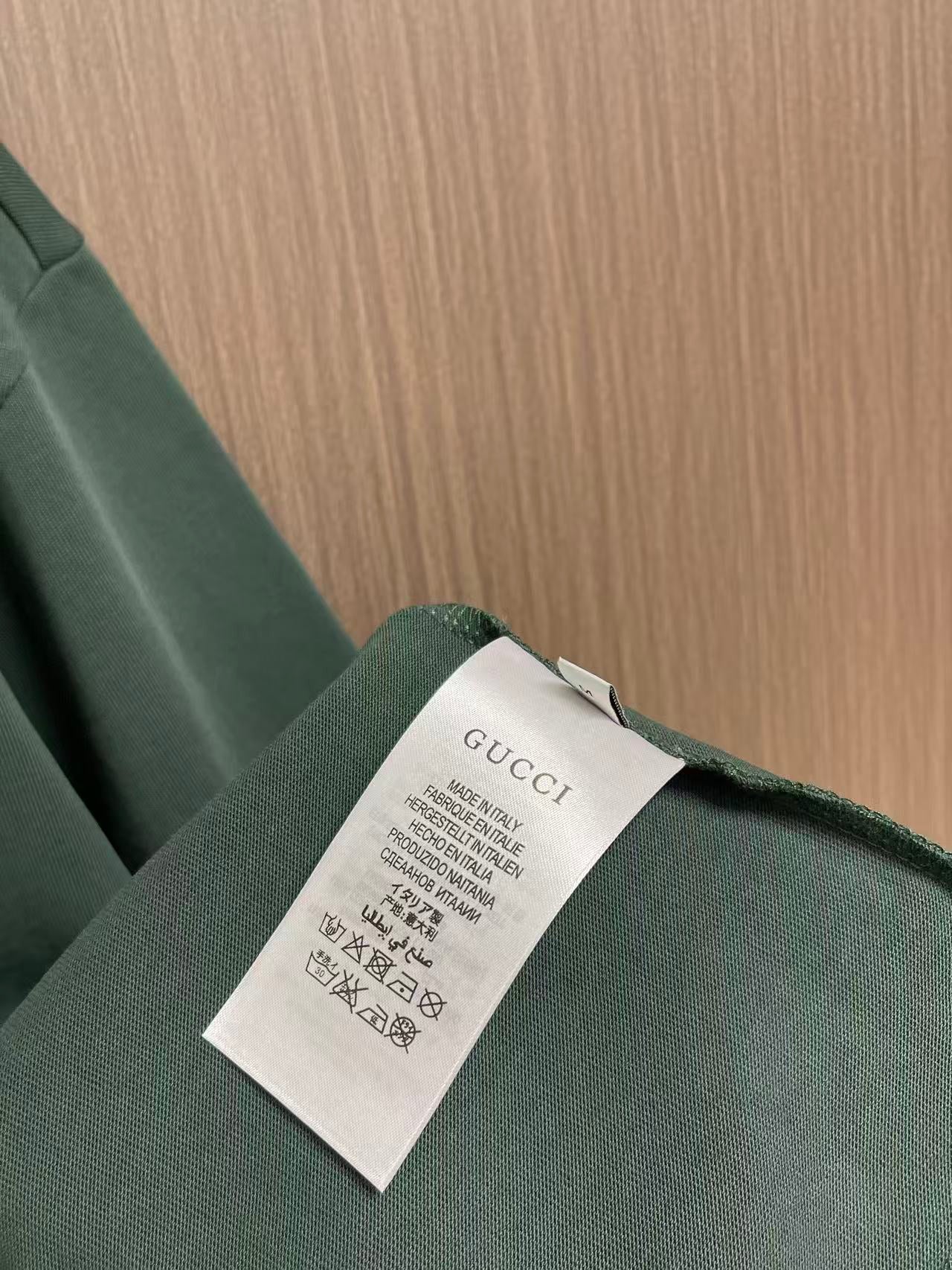 GUCCI 26S SHORT-SLEEVE CREWNECK T-SHIRT 430