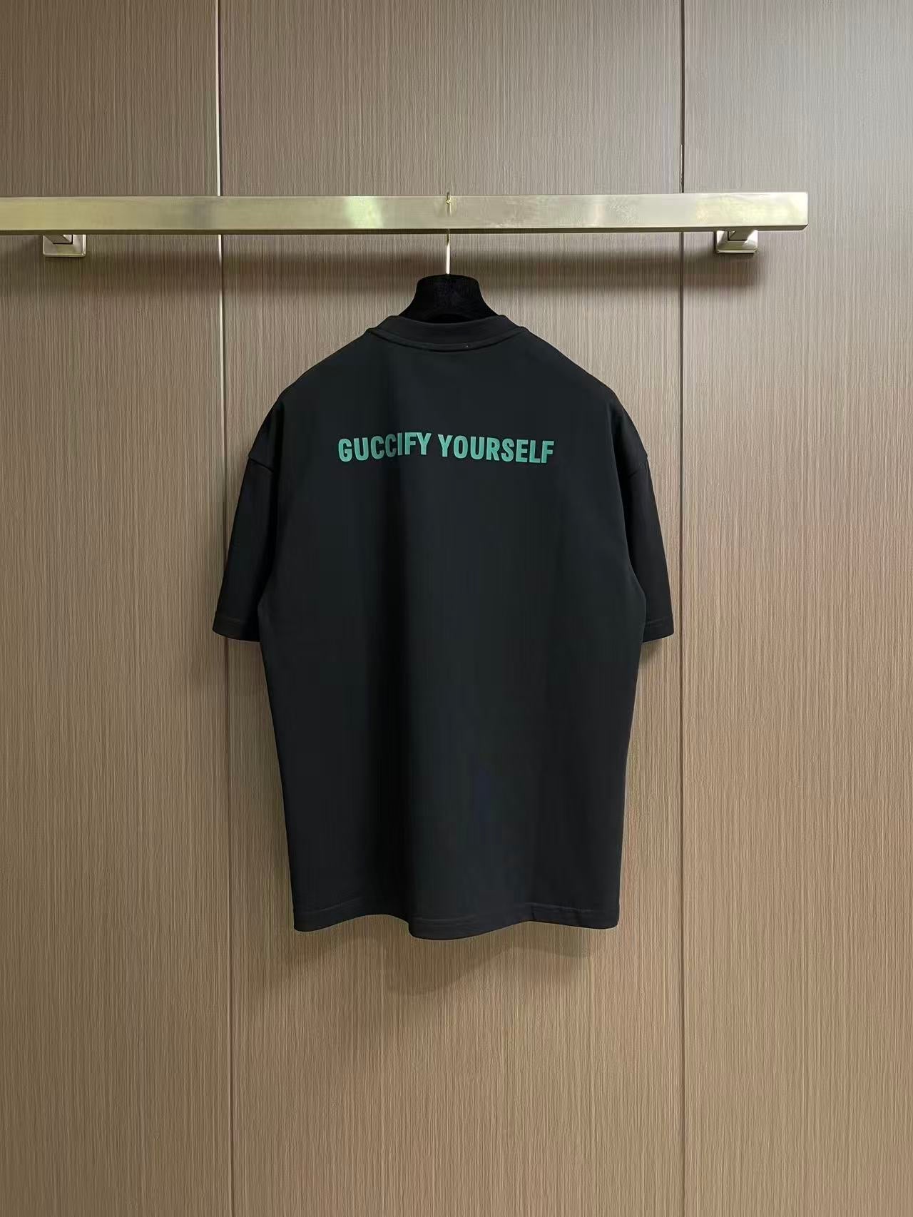 GUCCI 26S SHORT-SLEEVE CREWNECK T-SHIRT 429