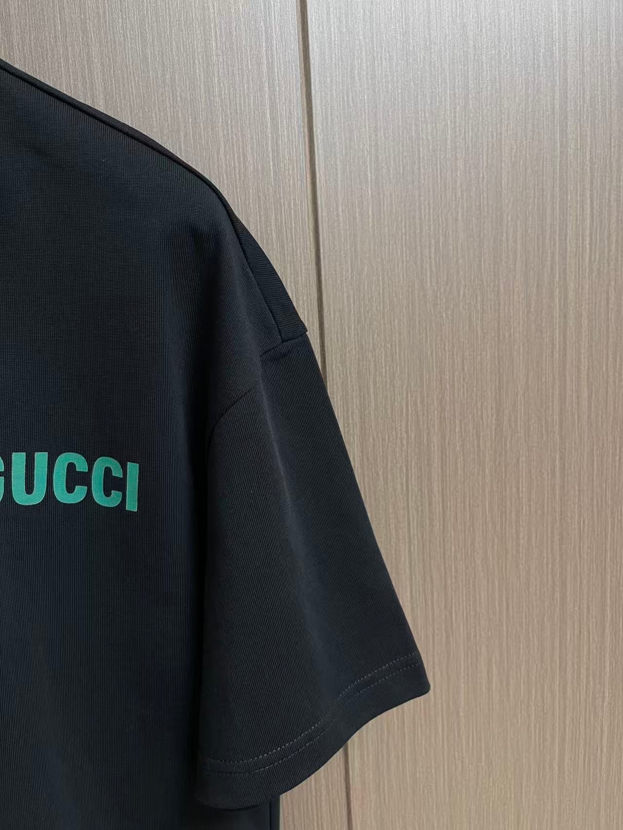 GUCCI 26S SHORT-SLEEVE CREWNECK T-SHIRT 429
