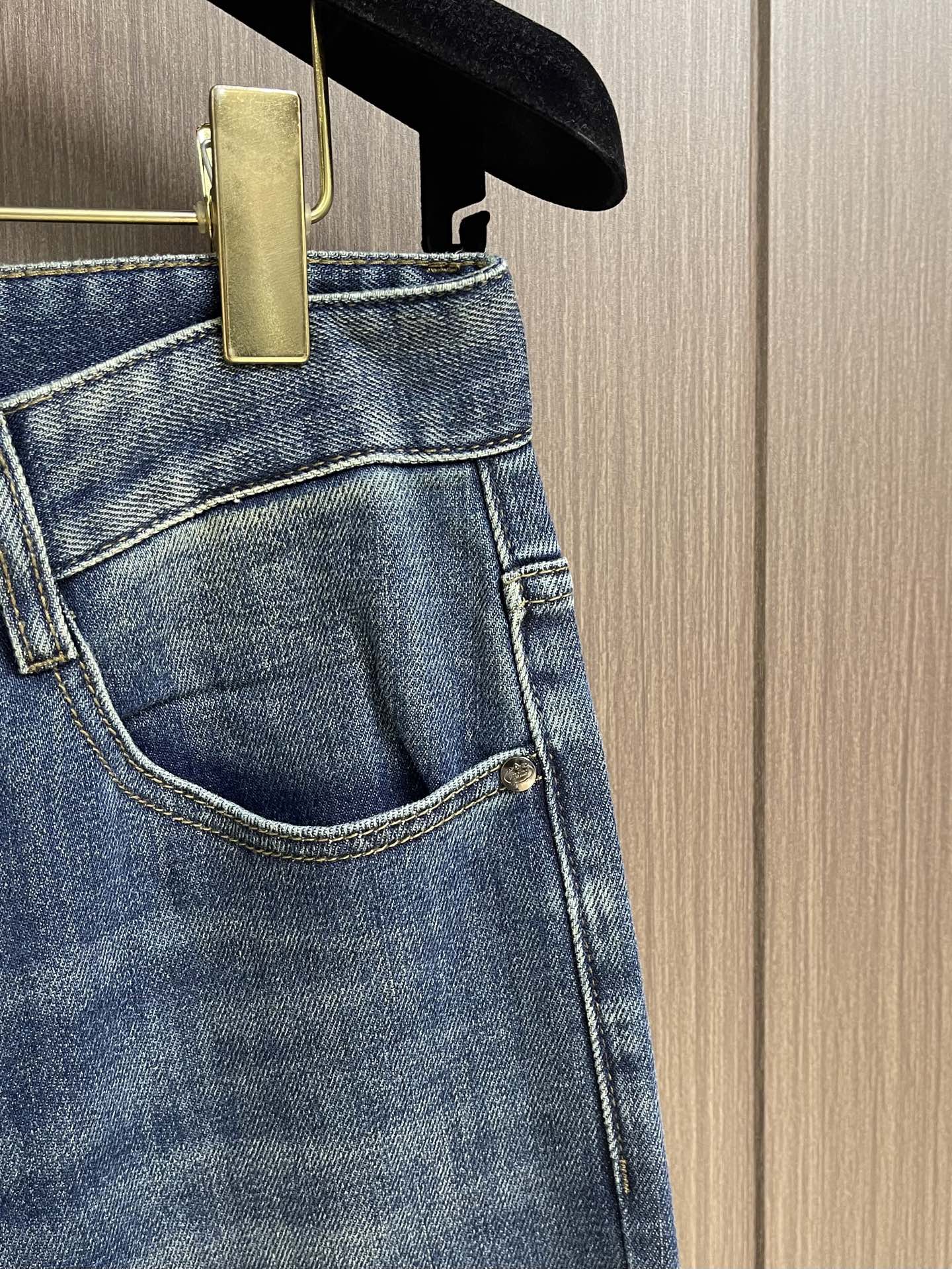 PRADA 26S JEANS STYLE 929