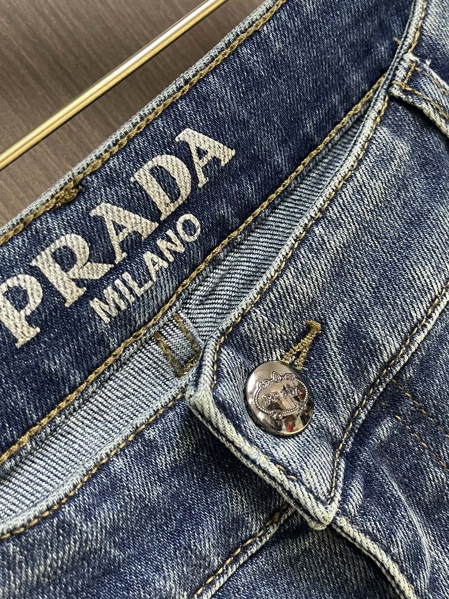 PRADA 26S JEANS STYLE 927