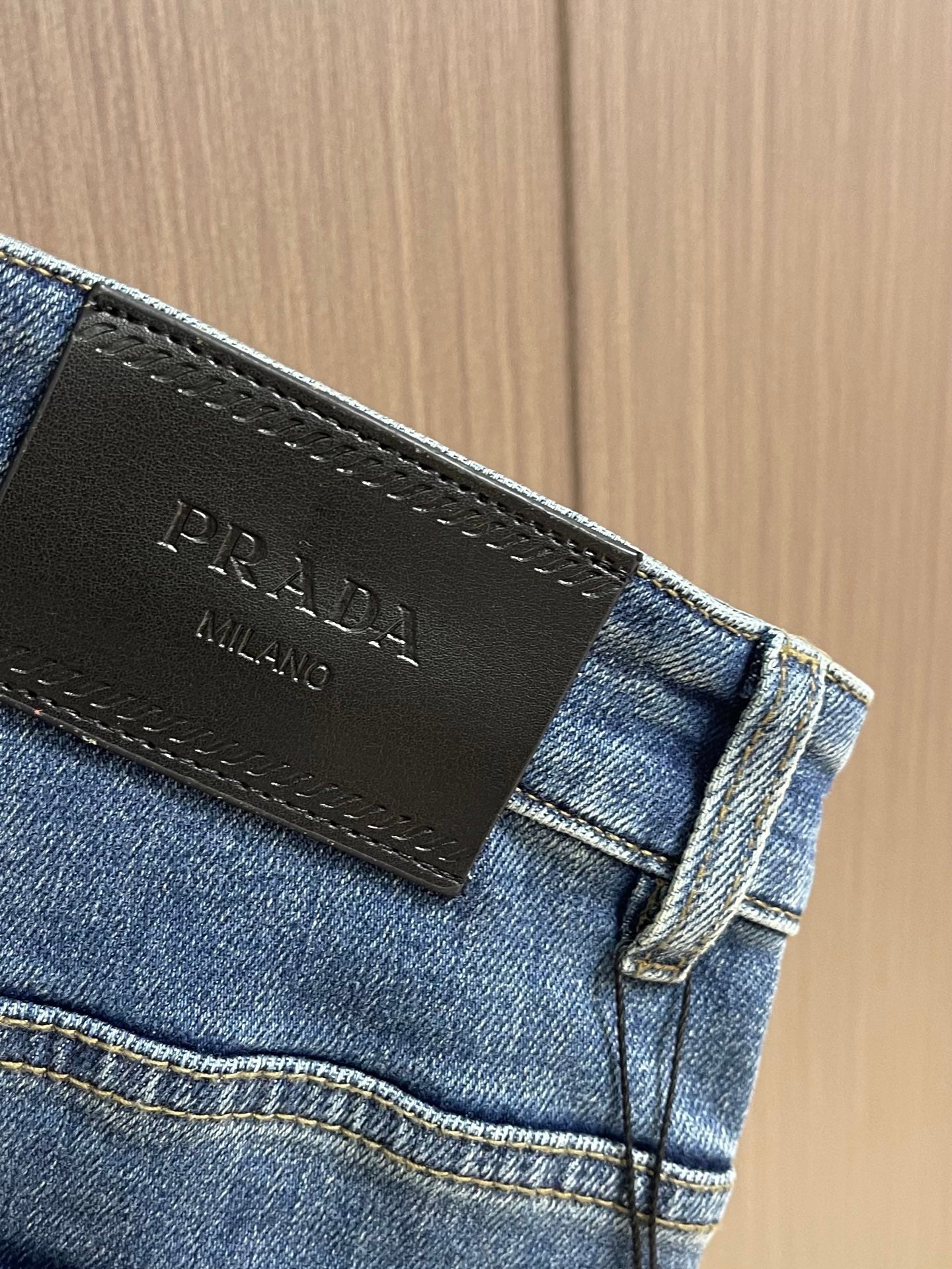 PRADA 26S JEANS STYLE 927