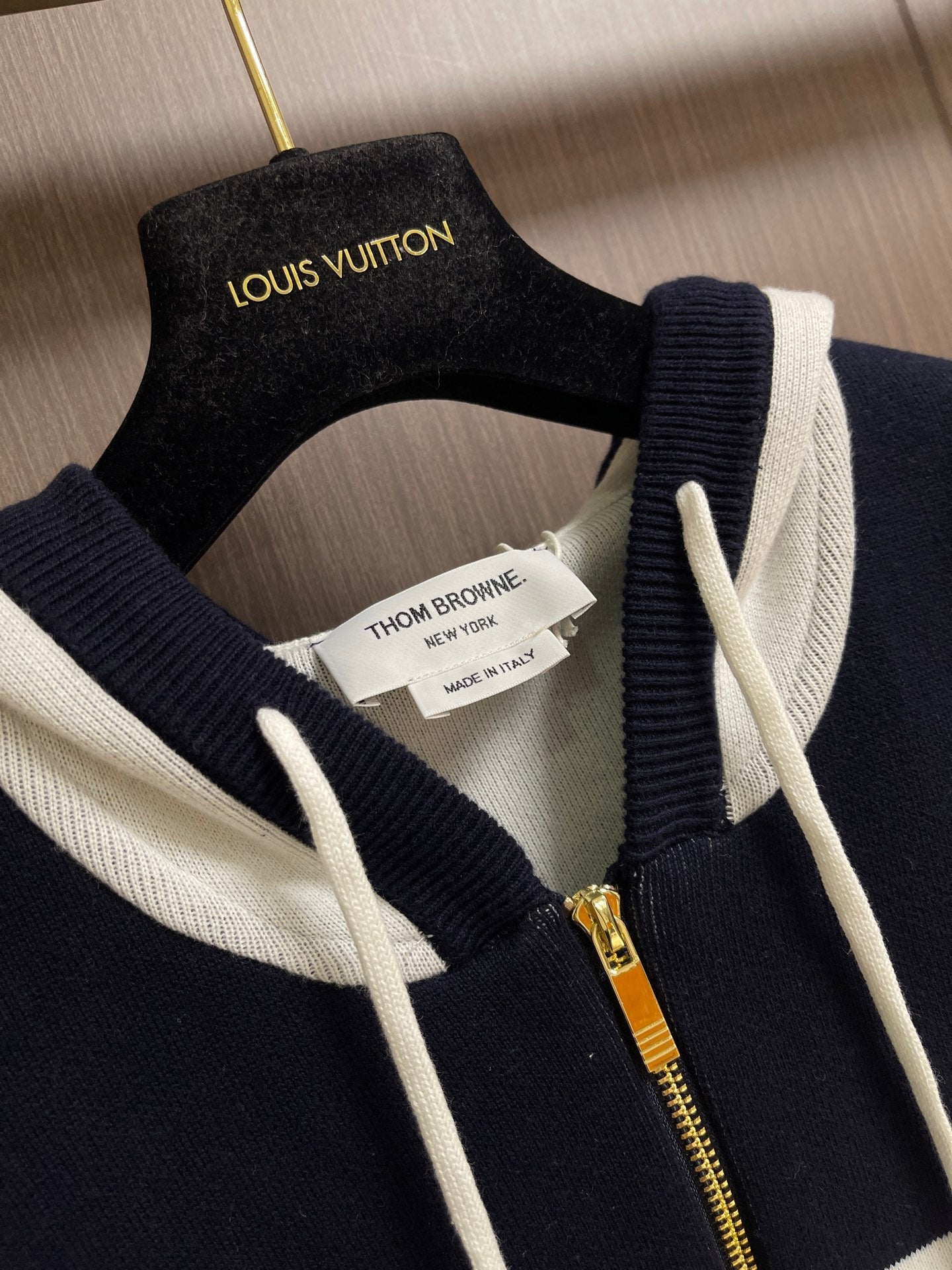 THOM 26S ZIP-UP HOODIE 408