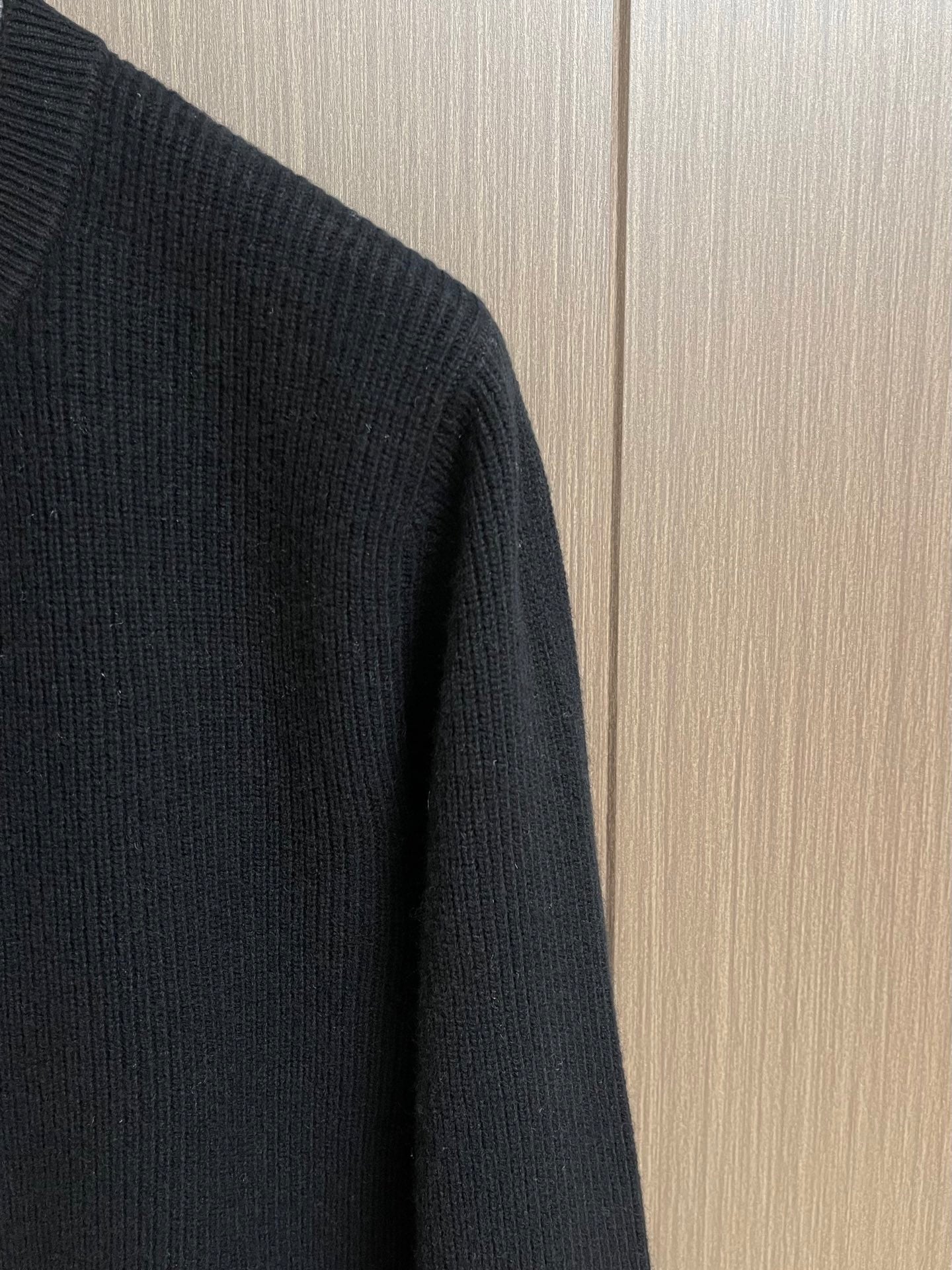 LORO PIANA 26S CREW-NECK KNIT CARDIGAN 907