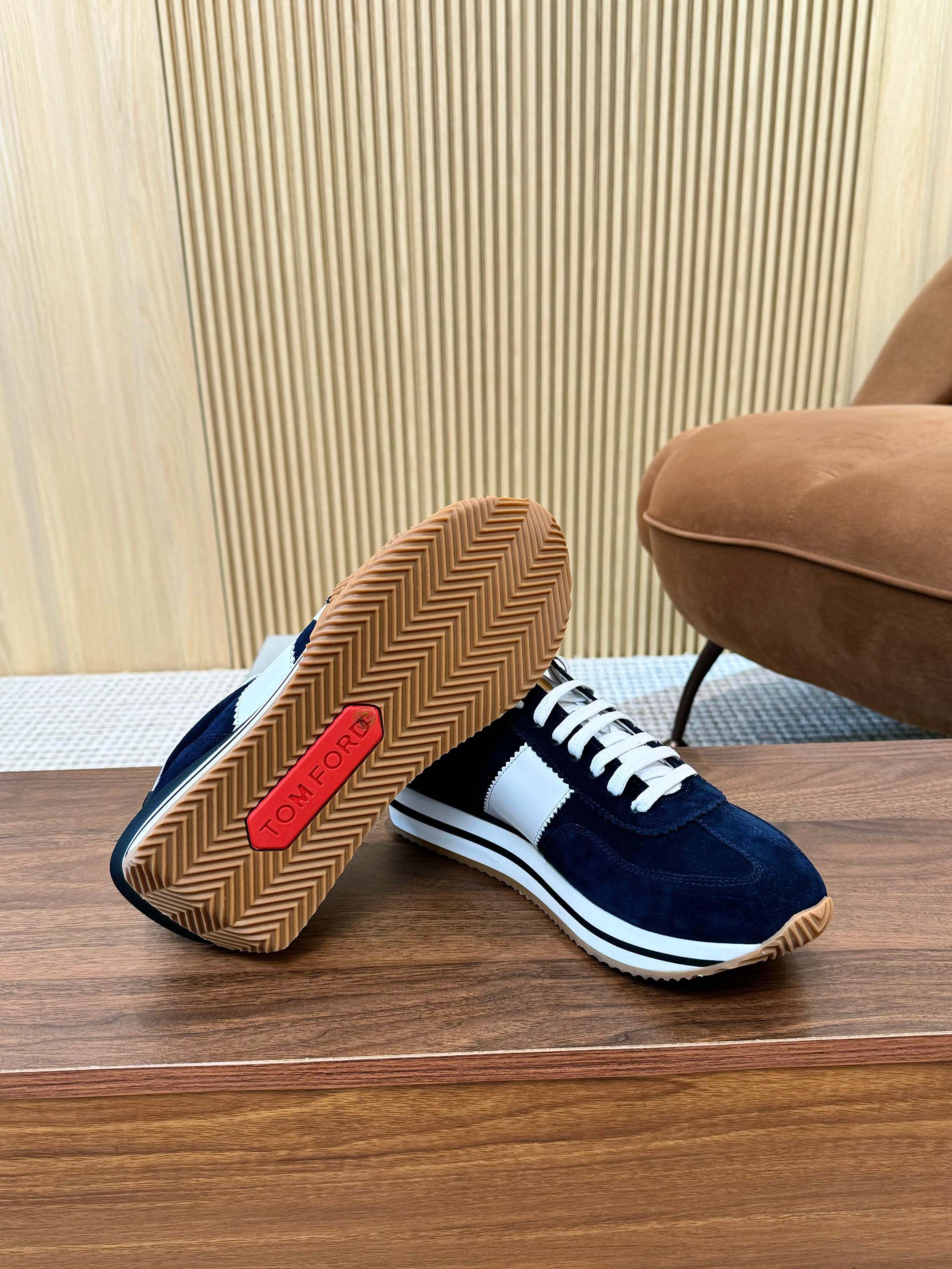 TOM FORD SNEAKERS IN NAVY BLUE SUEDE 432169