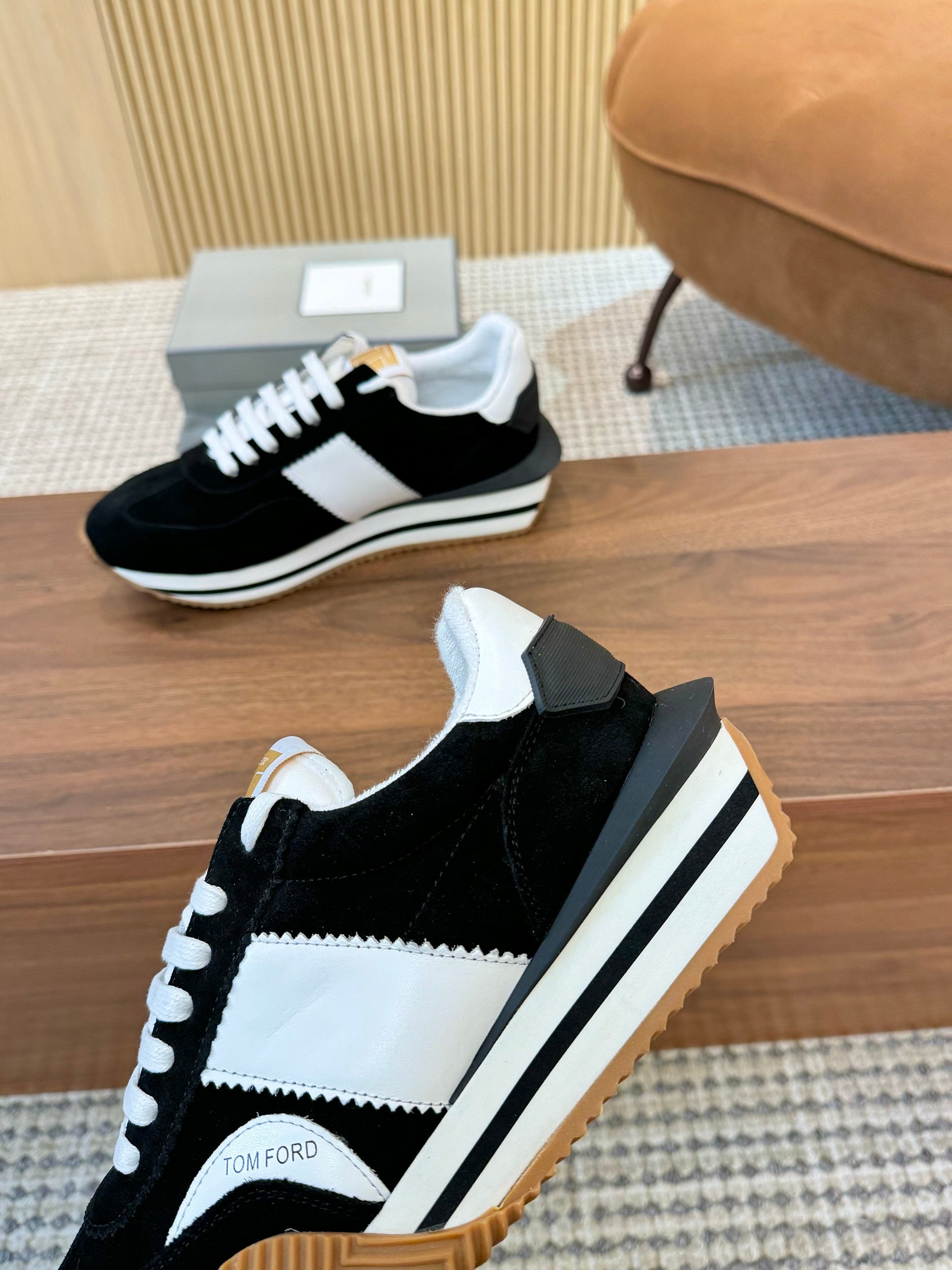 TOM FORD SNEAKERS IN BLACK SUEDE 432171