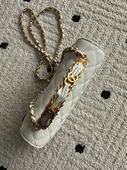 CHANEL 25S CLASSIC WALLET ON CHAIN 19 IN WHITE LAMBSKIN WITH GOLD HARDWARE