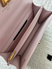 CHANEL 25S CLASSIC WALLET ON CHAIN 19 IN LIGHT PINK LAMBSKIN WITH GOLD HARDWARE