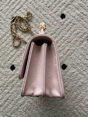 CHANEL 25S CLASSIC WALLET ON CHAIN 19 IN LIGHT PINK LAMBSKIN WITH GOLD HARDWARE