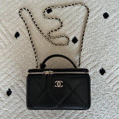 CHANEL 25S VANITY BAG 17 IN BLACK CAVIAR LEATHER WITH GOLD HARDWARE
