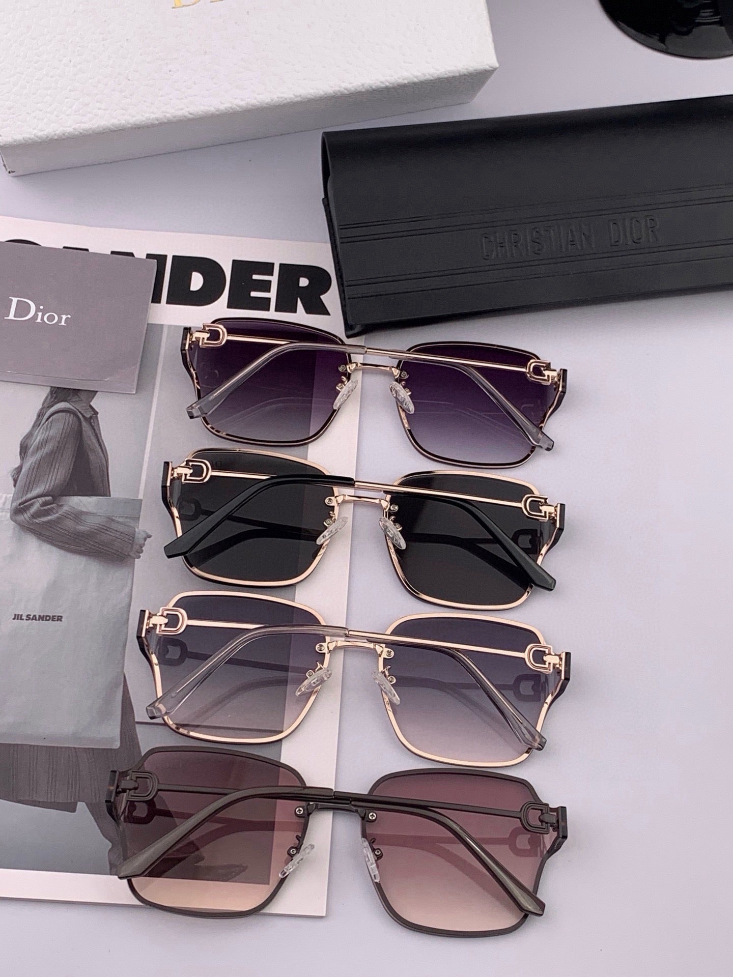 DIOR 26S ROUNDED SQUARE FRAME IN METAL 419173