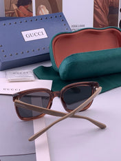 GUCCI 26S SQUARE FRAME IN ACETATE 426553