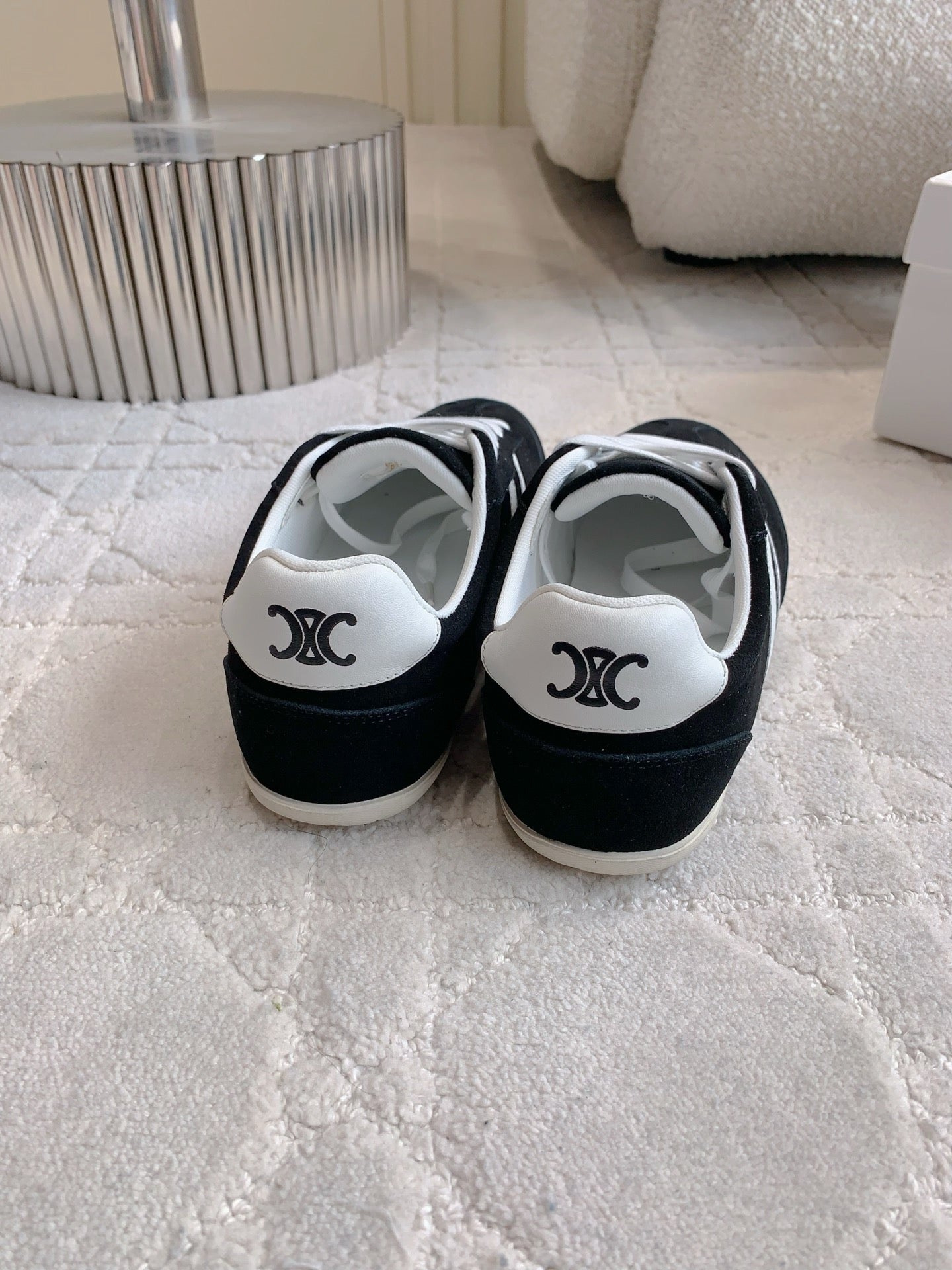 CELINE 25S JOGGER LOW LACE UP SNEAKER IN BLACK CALFSKIN AND SUEDE