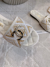 FLAT SANDALS LOGO STONE AND CHAIN IN WHITE LAMBSKIN WITH RAFFIA