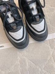 CHANEL 25S TRAINERS 40MM IN BLACK AND WHITE CALFSKIN AND SUEDE