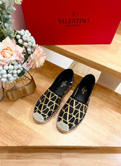 VALENTINO 26S SLIP ON SHOES IN BLACK AND YELLOW RAFFIA