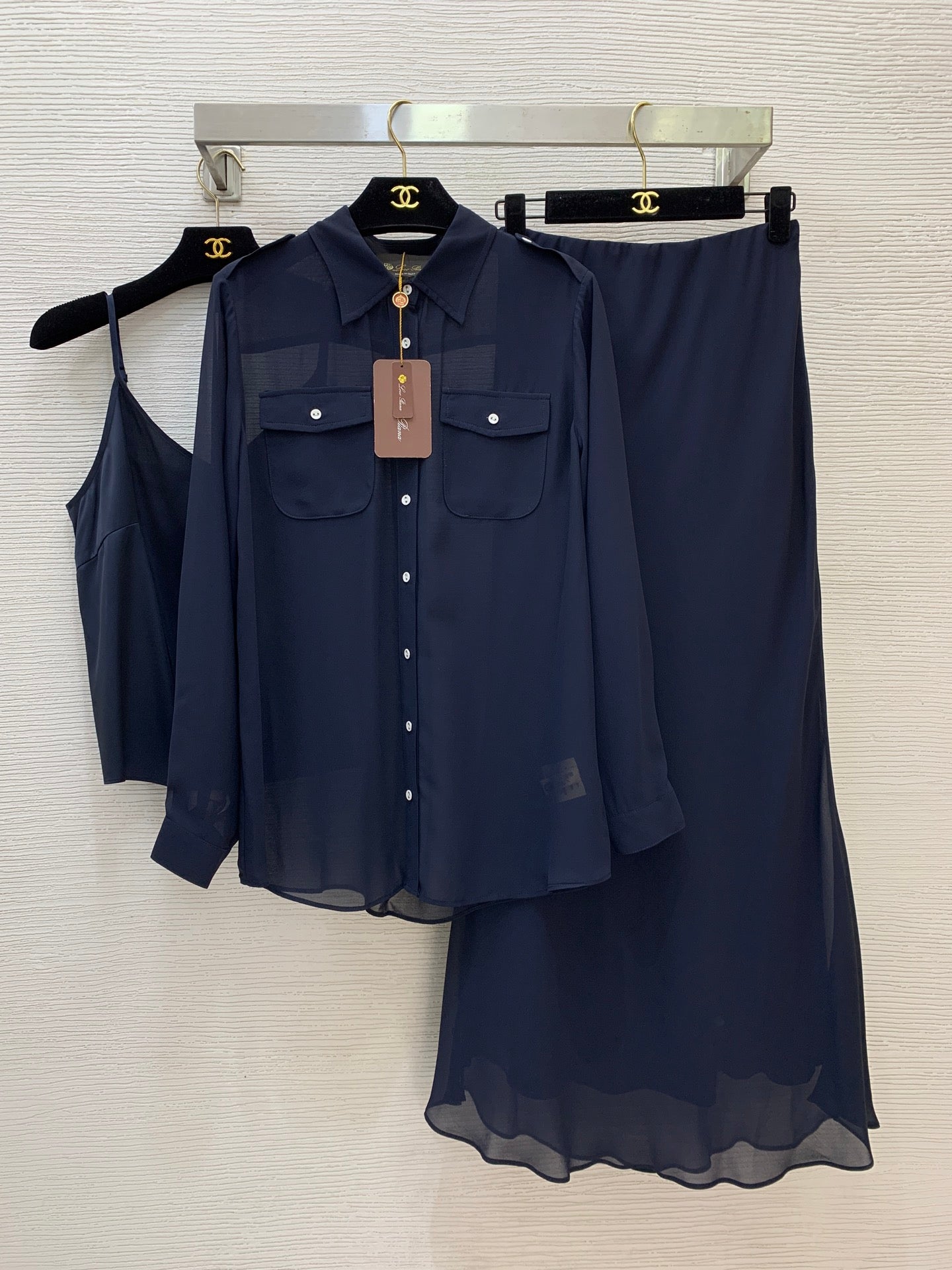 LORO PIANA 26S THREE-PIECE SHIRT SKIRT SET 971