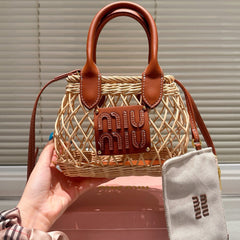 WOVEN HOLLOW BAG 18 IN BEIGE RATTAN AND BROWN CALFSKIN TRIM