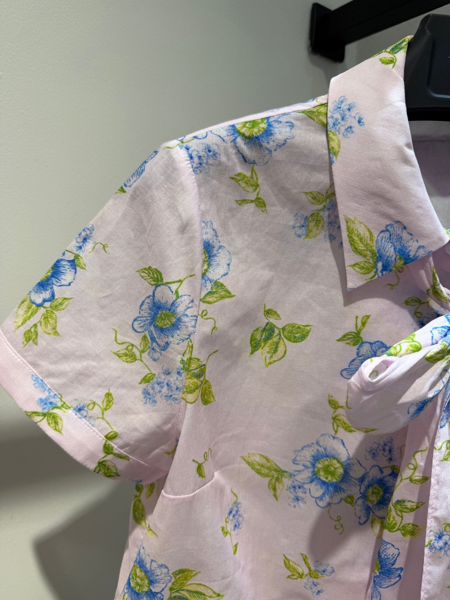 PRADA 26S SHORT-SLEEVE BOW-TIE SHIRT STYLE 988