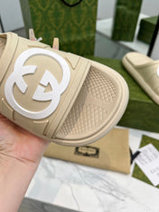 PLATFORM SLIPPERS IN SAND BROWN IMPORTED TPU