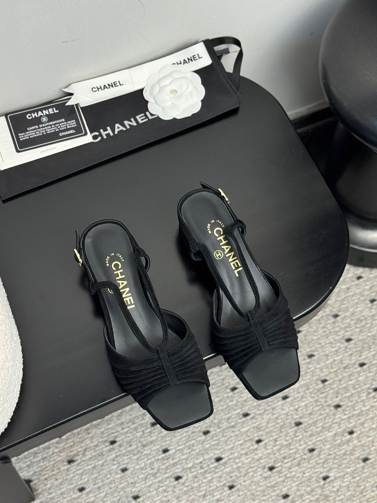 CC HIGH HEELS IN BLACK QUILTED SUEDE