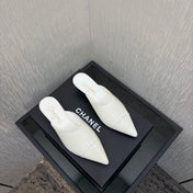 LV 26S HIGH-HEELED MULES 40 MM IN WHITE PATENT CALFSKIN